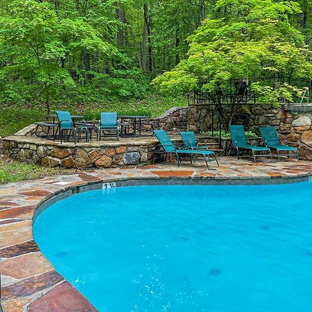 Hot Tub, Community Pool, Grill, Wifi - Huge Cabin! Villa Berkeley Springs Exterior photo